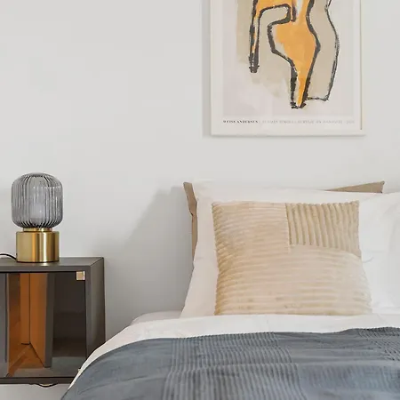 A Stylish Getaway In Modern Surroundings Aarhus