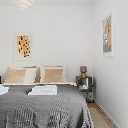 A Stylish Getaway In Modern Surroundings شقة Århus