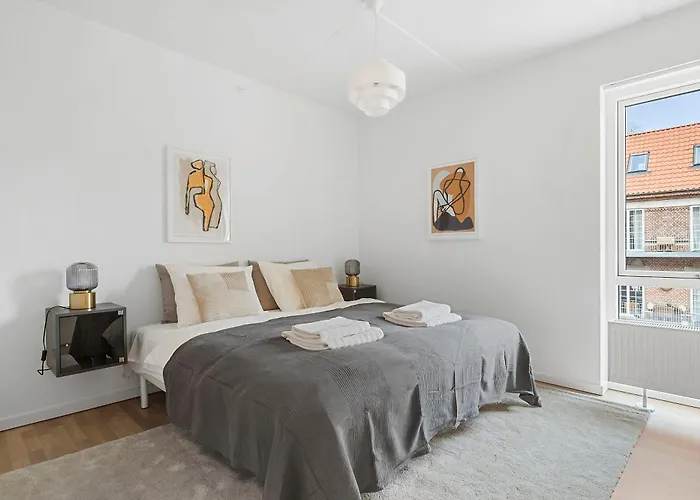 A Stylish Getaway In Modern Surroundings Appartamento *