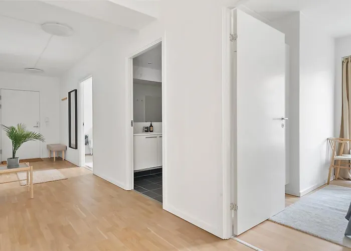 A Stylish Getaway In Modern Surroundings Appartamento Århus